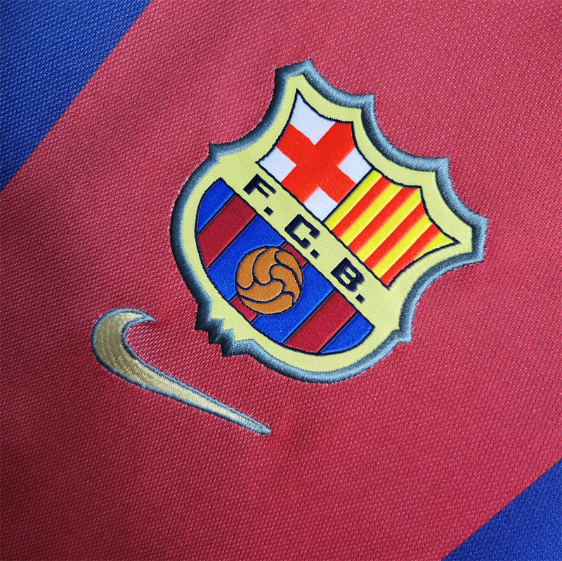 Barcelona 05/06 Home Retro Shirt 